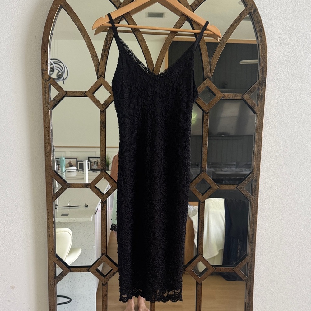 Elegant Black Lace Dress